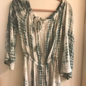 Cute romper size medium